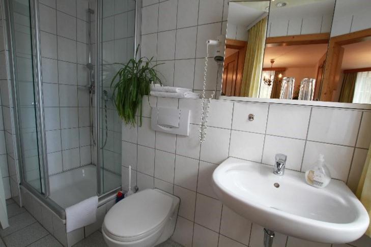 Gaestehaus Pfefferle Hotel Garni Und Ferienwohnungen Sigmaringen Exteriör bild
