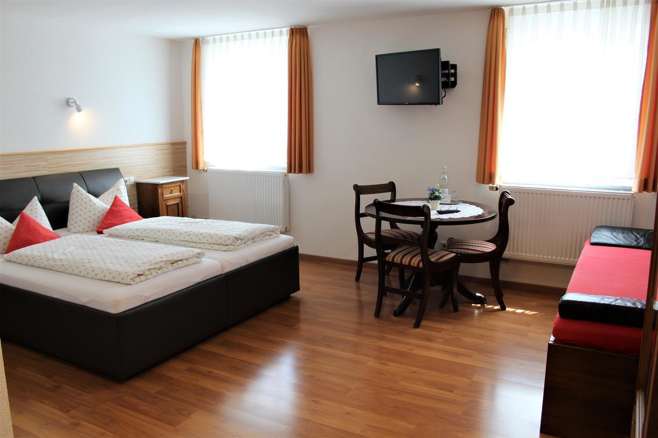 Gaestehaus Pfefferle Hotel Garni Und Ferienwohnungen Sigmaringen Exteriör bild